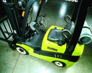 CLARK lease/ verhuur 2500 KG